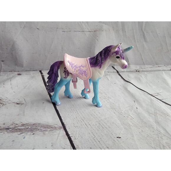 Schleich Olaria Unicorn Foal PVC Figure, Baby Unicorn, Colt, #70589, Mythical - Picture 1 of 7